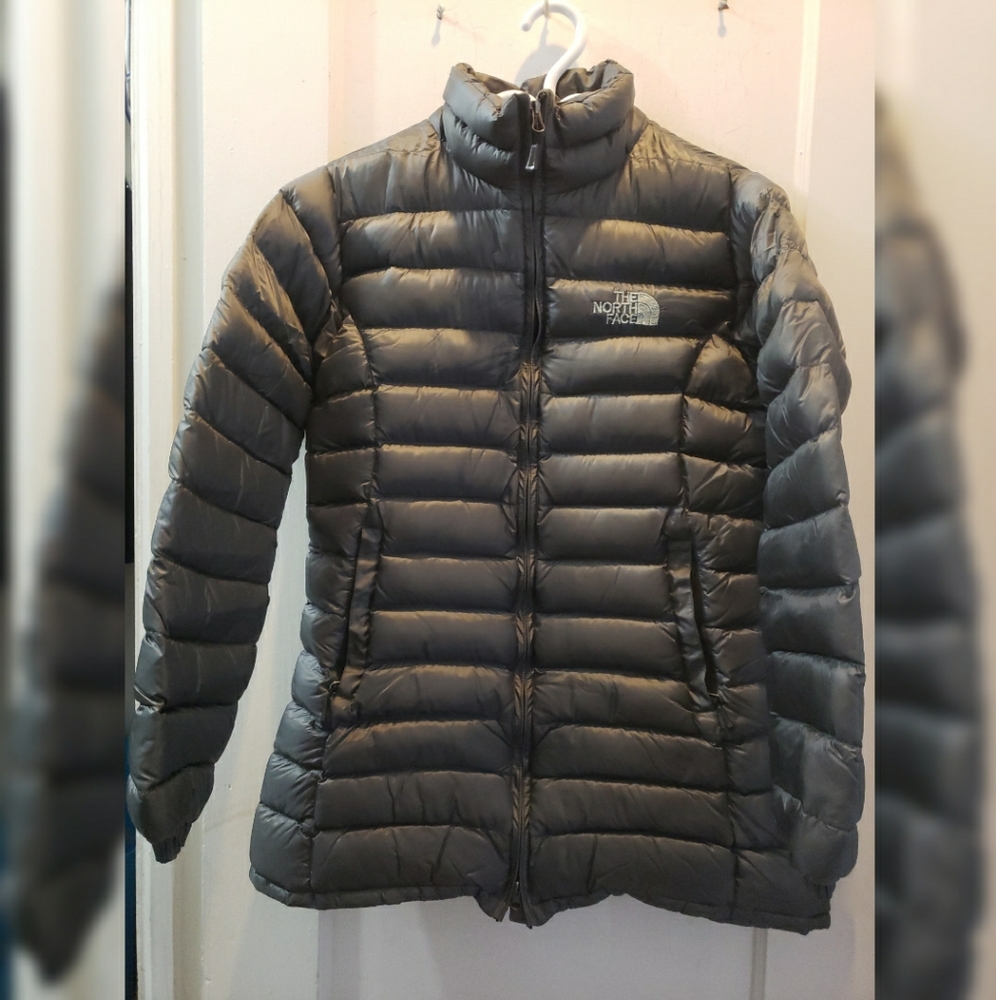 woman puffer jacket..